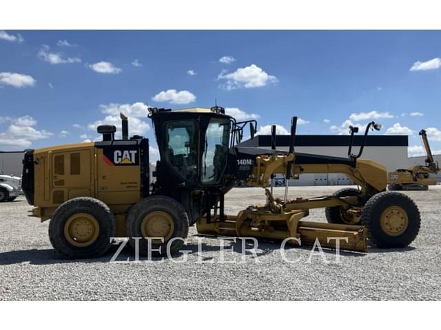 Image of Caterpillar 140M2AWD equipment image 4