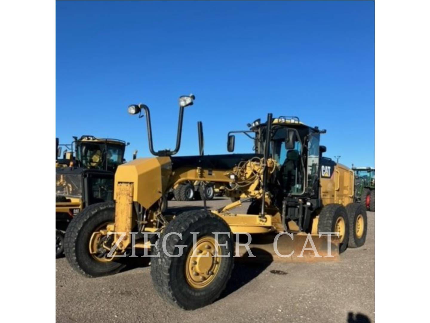 2012 Caterpillar 140M2 Equipment Image0