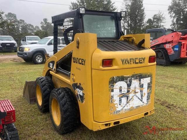 Image of Caterpillar 226B3 equipment image 2