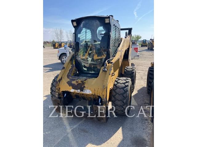 Image of Caterpillar 272C equipment image 4