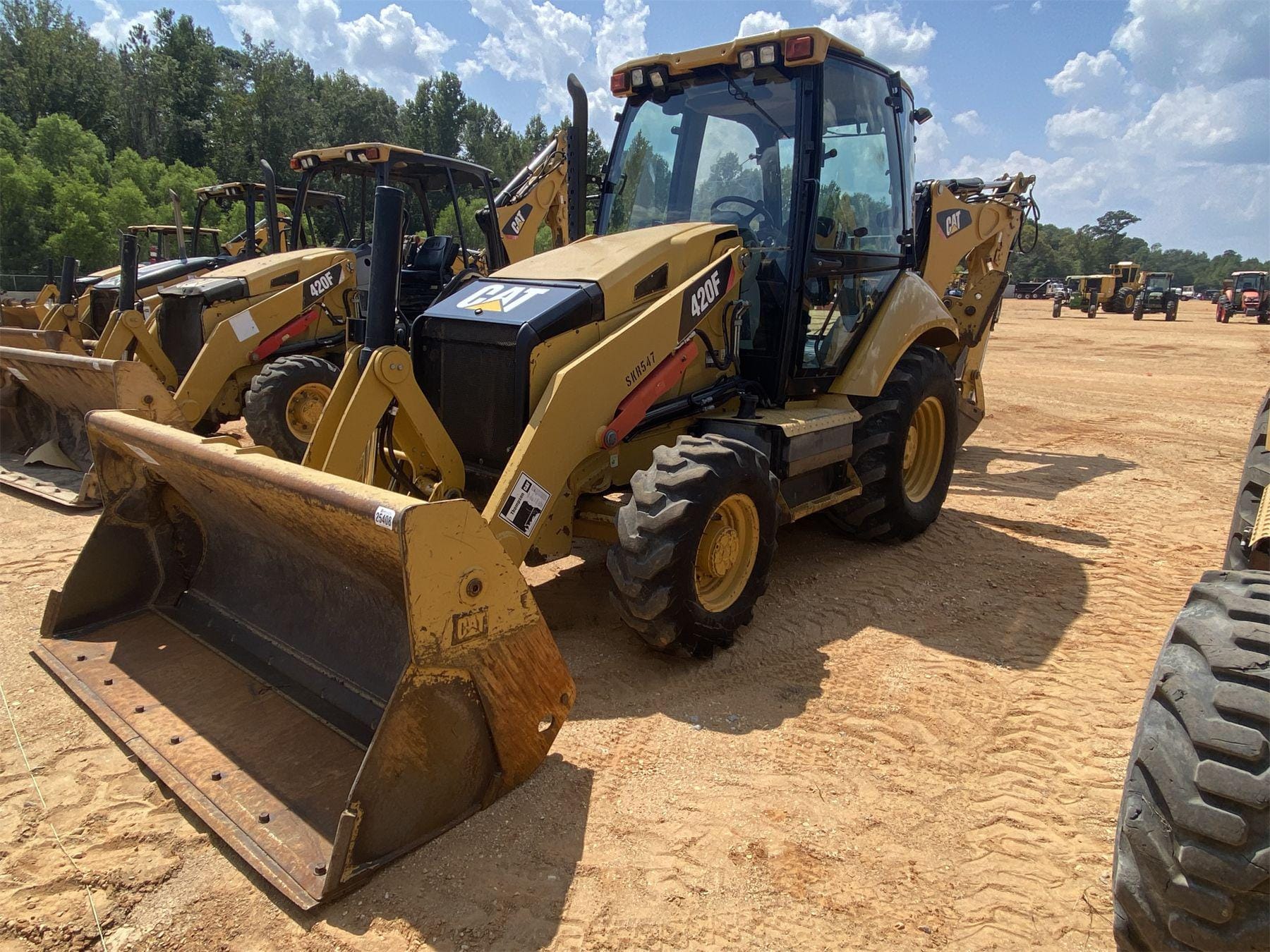 Main image Caterpillar 420F