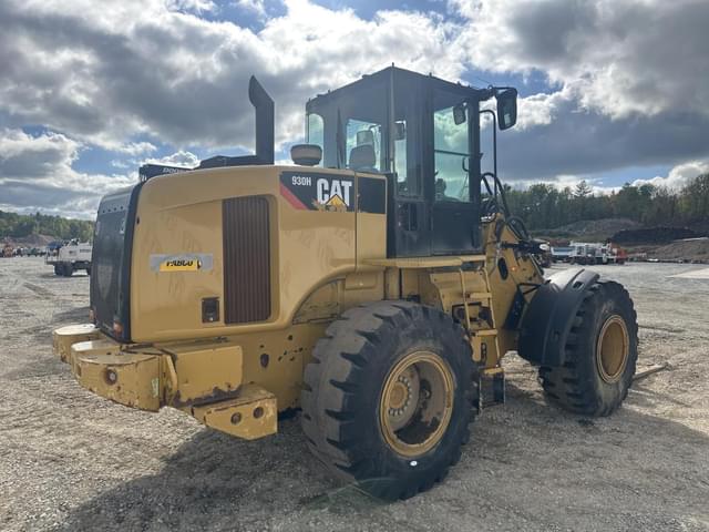 Image of Caterpillar 930H equipment image 4