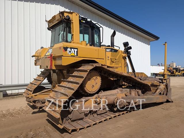 Image of Caterpillar D6T LGP equipment image 2