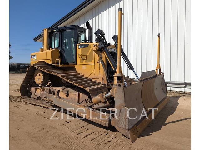 Image of Caterpillar D6T LGP equipment image 1