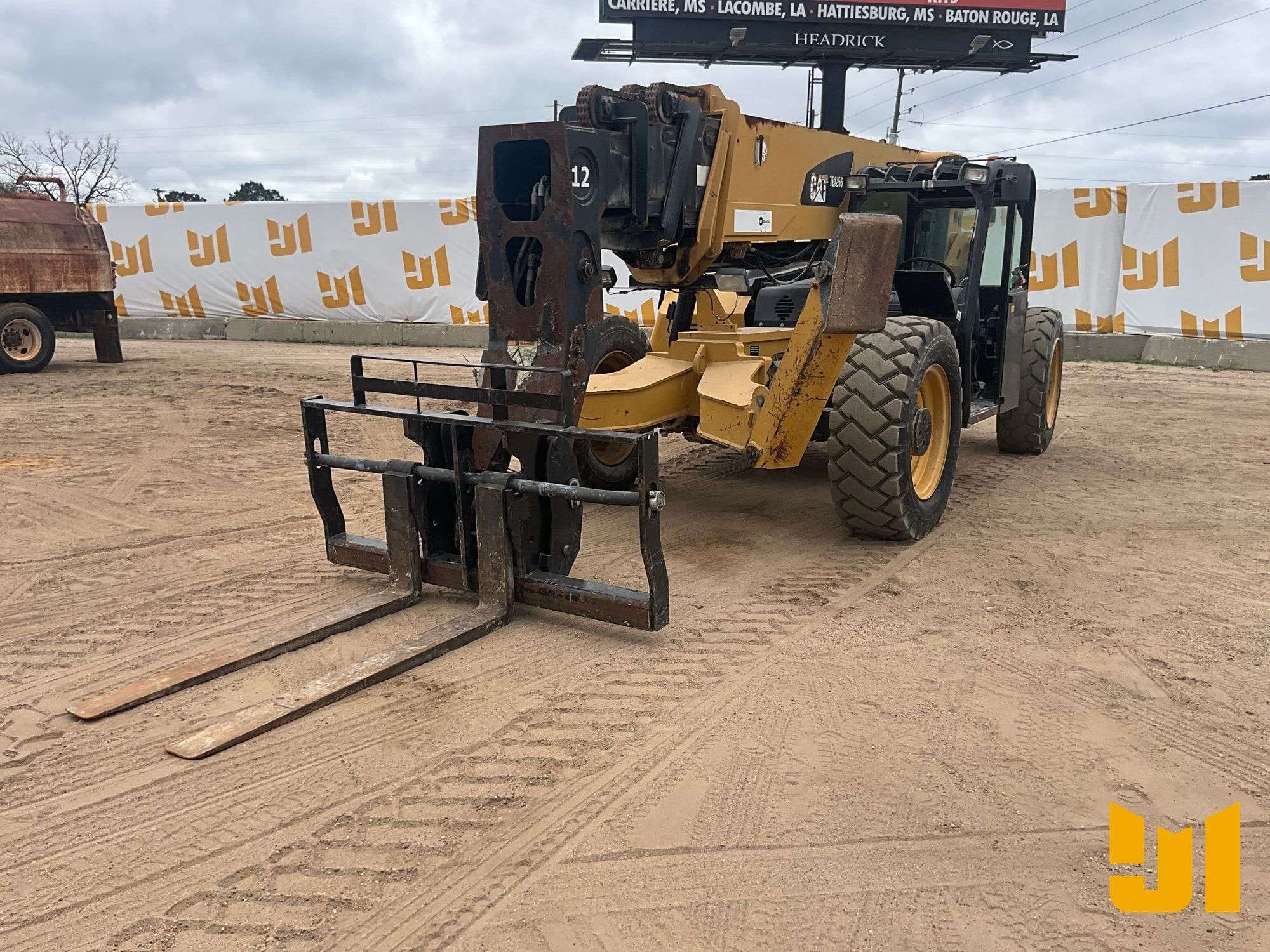 2012 Caterpillar TL1255C Equipment Image0