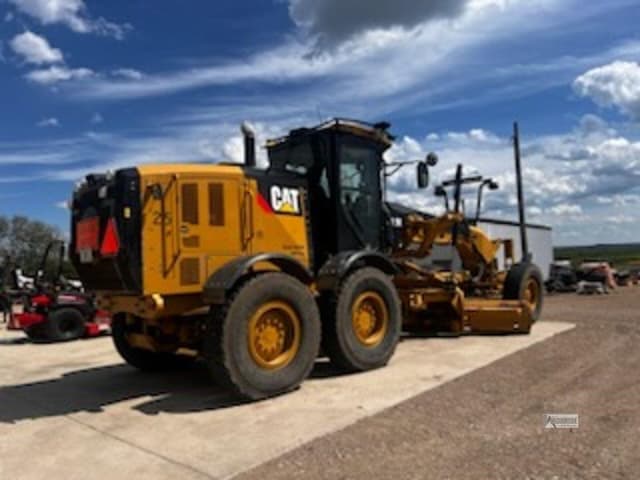 Image of Caterpillar 12M2 equipment image 2