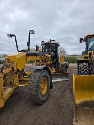 2012 Caterpillar 12M2 Equipment Image0