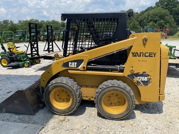 2012 Caterpillar 226B Equipment Image0
