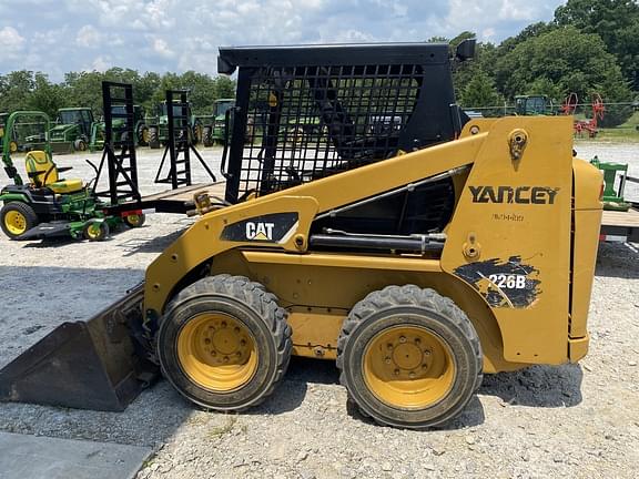 Image of Caterpillar 226B Primary image
