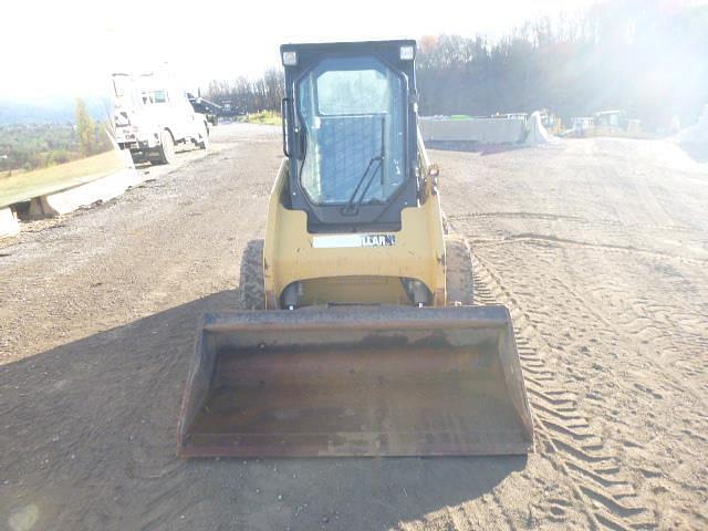 Image of Caterpillar 226B3 equipment image 1