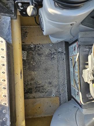 Image of Caterpillar 236 equipment image 3