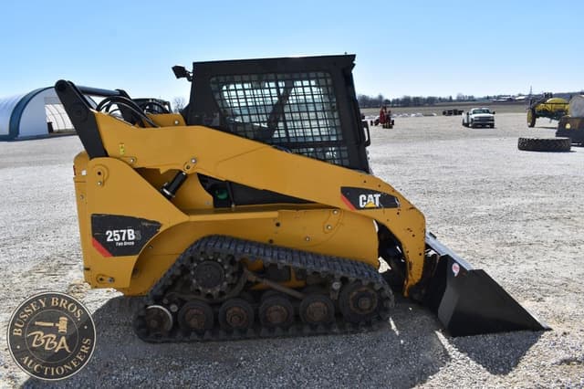 Image of Caterpillar 257B3 equipment image 4