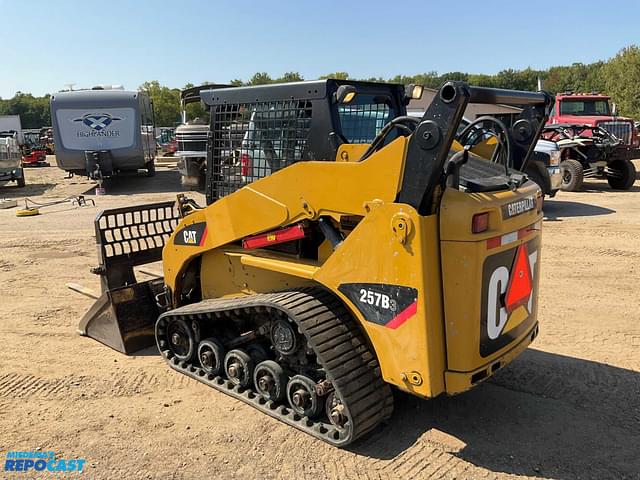 Image of Caterpillar 257B3 equipment image 3