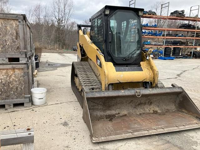 Image of Caterpillar 259B3 equipment image 3