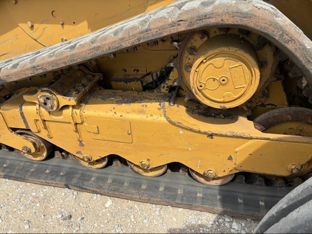 Image of Caterpillar 259B3 equipment image 4