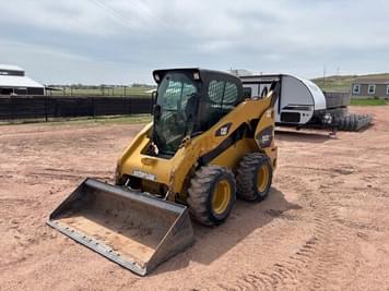 Main image Caterpillar 262C2