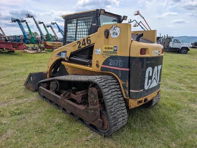 Image of Caterpillar 267B equipment image 4