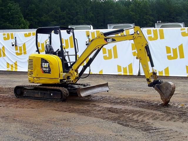 Image of Caterpillar 303.5E CR equipment image 2