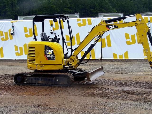 Image of Caterpillar 303.5E CR equipment image 3