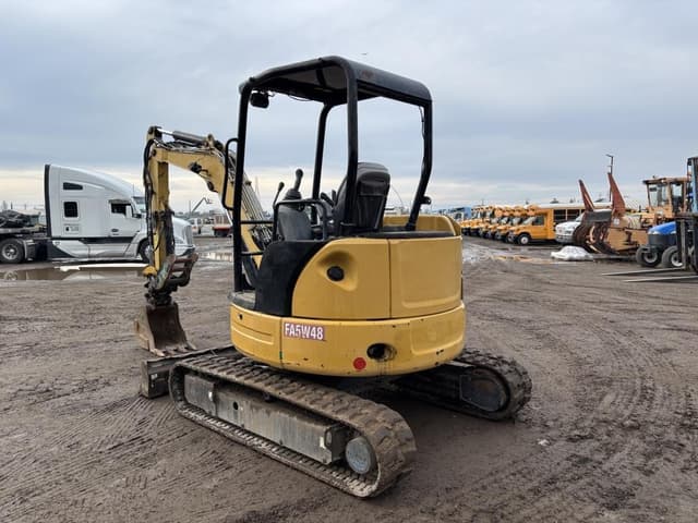 Image of Caterpillar 303.5E CR equipment image 3