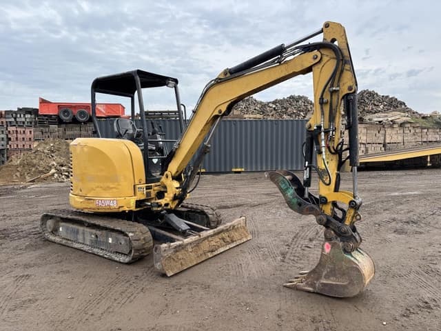 Image of Caterpillar 303.5E CR equipment image 1