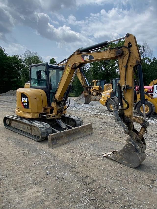 Image of Caterpillar 305ECR equipment image 4