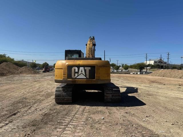 Image of Caterpillar 320DL equipment image 2