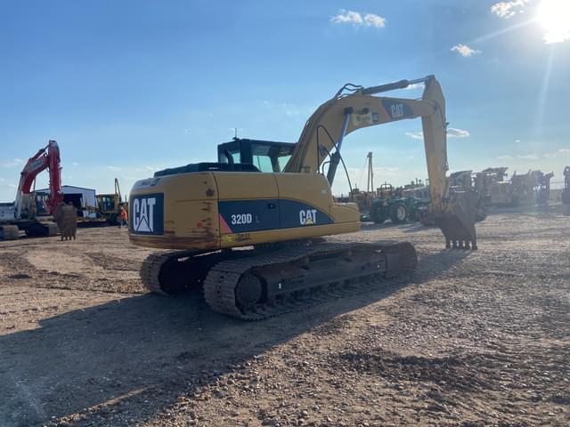 Image of Caterpillar 320DL equipment image 4