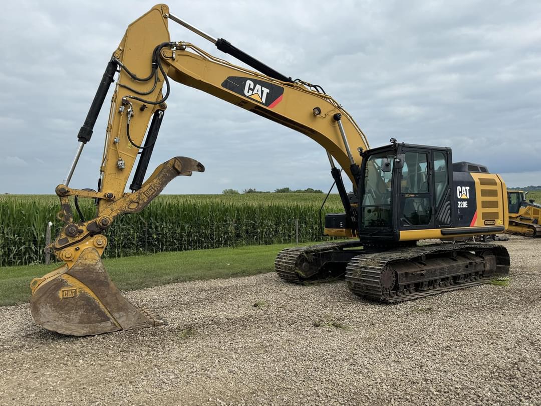 Image of Caterpillar 320EL Primary image