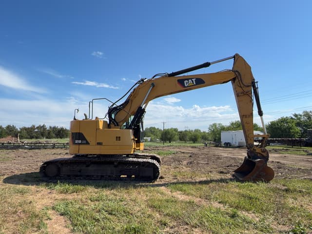Image of Caterpillar 321D equipment image 3