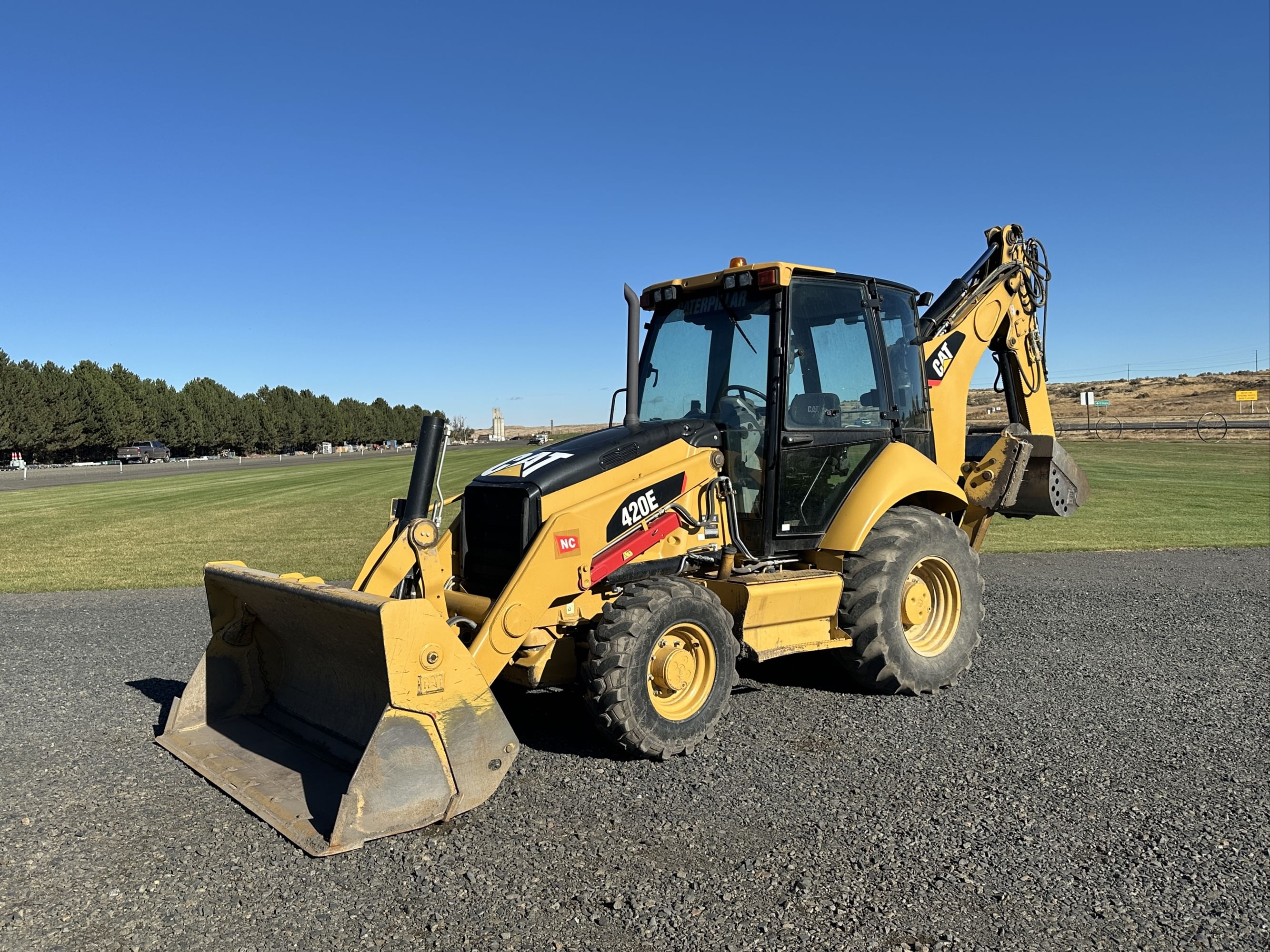 2012 Caterpillar 420E Equipment Image0