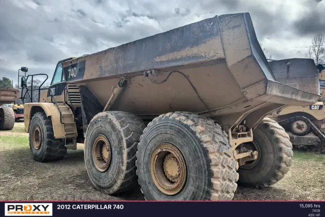 Image of Caterpillar 740 equipment image 3