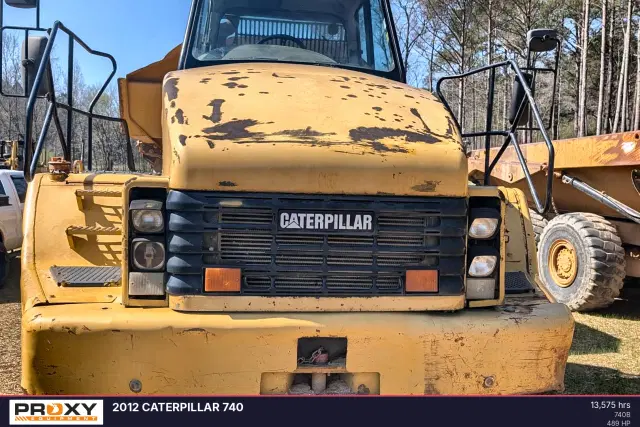 Image of Caterpillar 740 equipment image 2