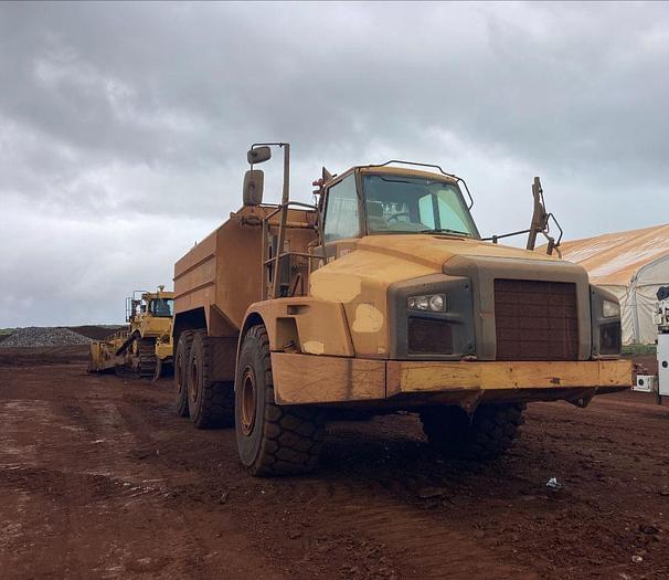 Image of Caterpillar 740B equipment image 2