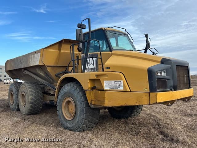 Image of Caterpillar 740B equipment image 2