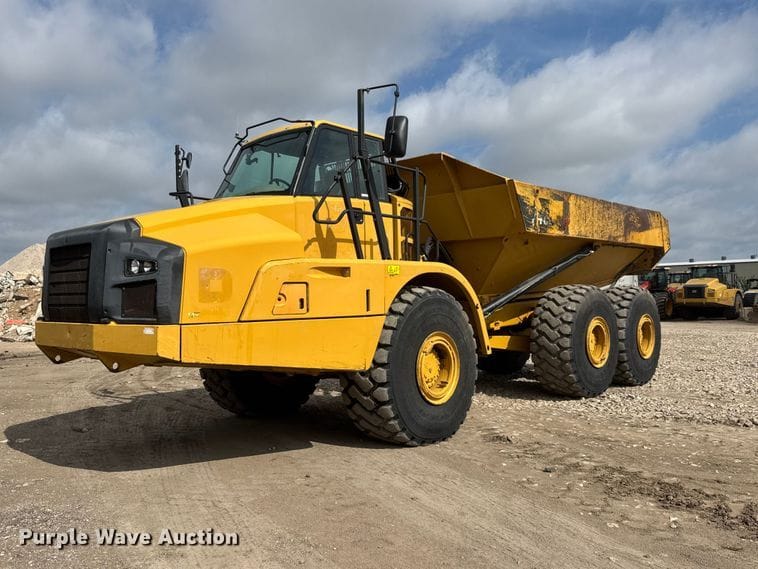 2012 Caterpillar 740B Equipment Image0