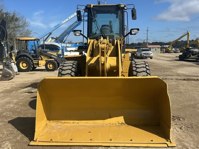 Image of Caterpillar 938H equipment image 1