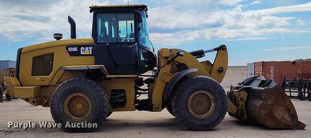 Image of Caterpillar 938K equipment image 3