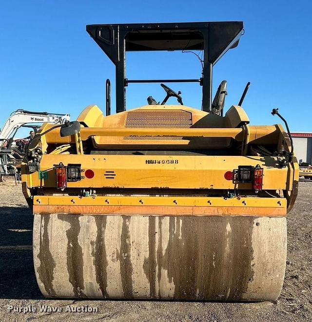 Image of Caterpillar CB64 equipment image 1