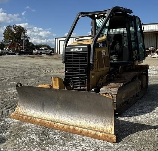 Image of Caterpillar D4K2 XL equipment image 3