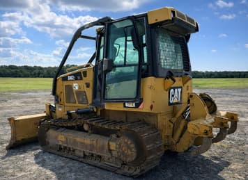 Main image Caterpillar D4K2 XL