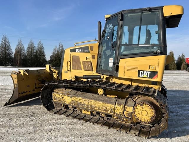 Image of Caterpillar D5K2 equipment image 4