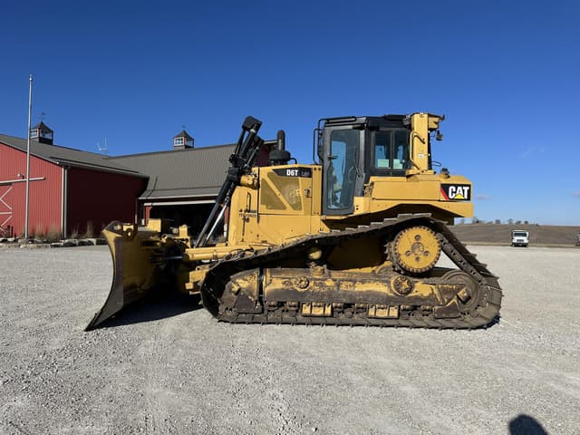 Image of Caterpillar D6T LGP equipment image 1