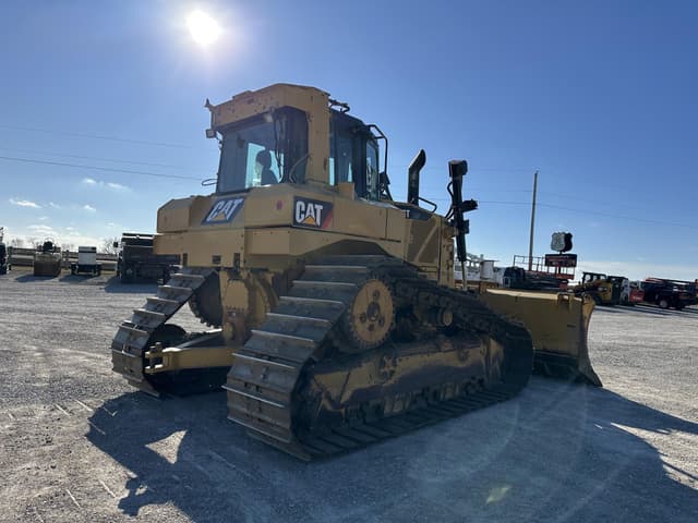 Image of Caterpillar D6T LGP equipment image 4