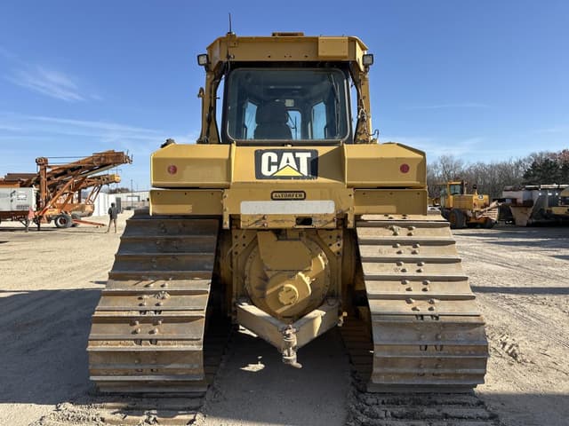 Image of Caterpillar D6T LGP equipment image 3