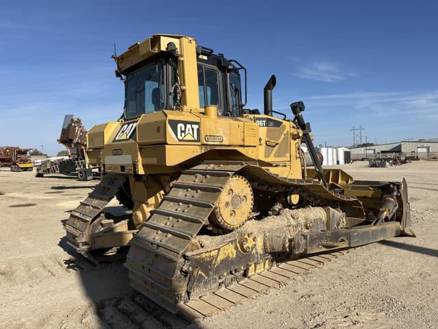 Image of Caterpillar D6T LGP equipment image 4