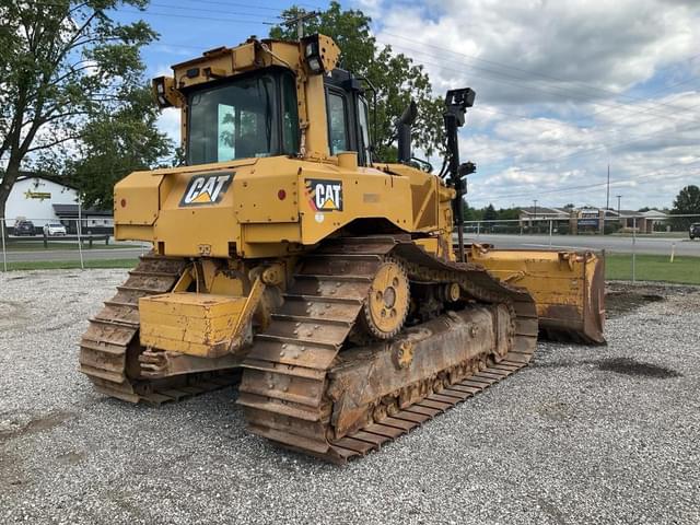 Image of Caterpillar D6T LGP equipment image 4