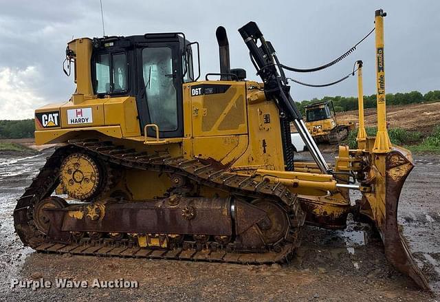 Image of Caterpillar D6T XW equipment image 3