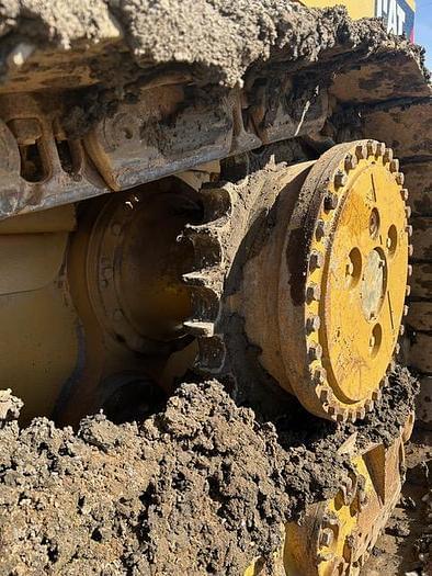 Image of Caterpillar D6TXW equipment image 4