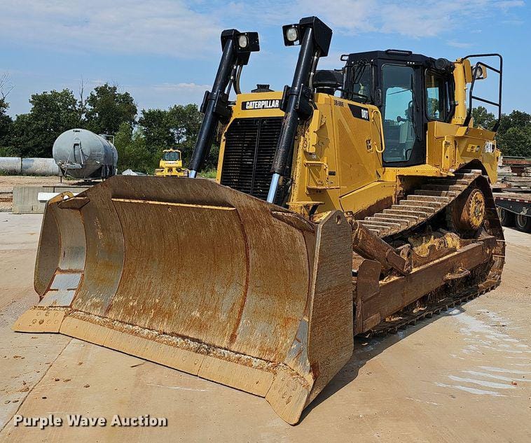 Main image Caterpillar D8T